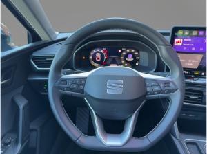 Seat Leon 1.5 eTSI Road Edition DSG ACC Kamera Navi