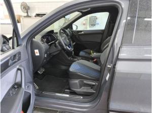 Volkswagen Tiguan 2.0 TSI DSG R Akrapovic Pano Navi LED ACC