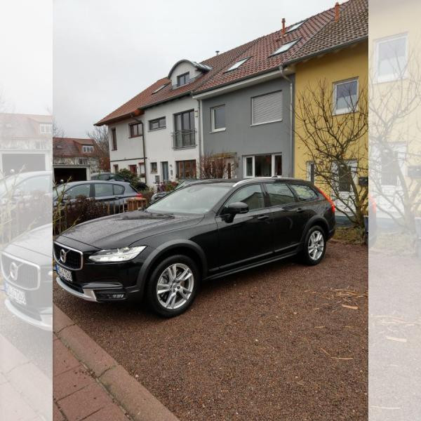 Foto - Volvo V90 Cross Coutry D% AWD Geartronic Pro Kombi