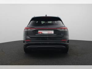 Audi Q4 e-tron 45 e-tron quattro S line Matrix Navi
