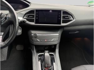 Peugeot 308 SW PDC/NAVI/SHZ *SOFORT*