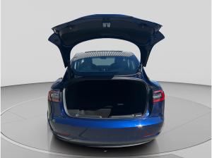 Tesla Model 3 Dual Motor NAVI/LED/SHZ *SOFORT*