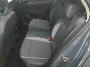 Volkswagen Golf VIII DSG - Goal - AHK Kamera ACC LED