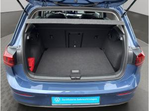 Volkswagen Golf VIII 1.5 TSI Life AHK+NAVI+ACC+LED