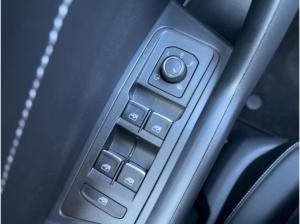Volkswagen T-Roc Life 2.0 TDI DSG LED+ AHK KAM APP TRAVEL