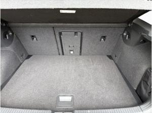 Volkswagen Golf VIII Goal 2.0l TDI 7-DSG AHK KAMERA SHZ