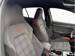 Volkswagen Golf VIII GTI 2.0 TSI 7-DSG NAVI KAMERA