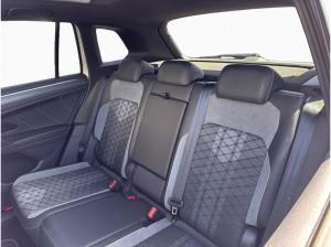 Volkswagen Tiguan R-Line 1.5 TSI 7-DSG NAVI PANO LED