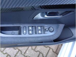 Peugeot 208 Style 100 Sitzheizung Klima