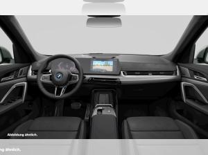 BMW iX1 xDrive30 M Sport HUD PANO AHK RFK NAVI LED