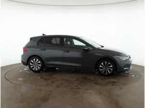 Volkswagen Golf VIII 2.0 TDI DSG Active Pano Navi LED ACC