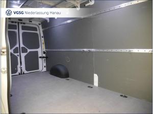 Volkswagen Crafter Kasten langer Radstand Navi Kamera LED PDC
