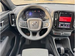 Volvo XC40 B3 DKG PLUS-BLACK EDITION-AHK-360-Sofort lieferbar!