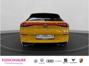 Volkswagen T-Roc R-Line 1.5 l eTSI OPF 150PS DSG LED NAVI SHZ KAMERA