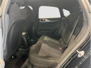 BMW i4 eDrive40 Gran Coupe M Sport AHK Kamera HiFi