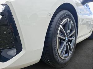 BMW 220 220i Active Tourer Aut M-Paket AHK LED HeadUp H&K
