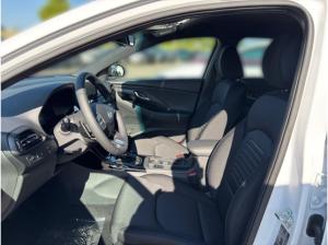 Hyundai i30 1.6 T-GDI Trend *Automatik*Plus-Paket*Navi*LED*ACC*Apple-CarPlay*Android-Auto
