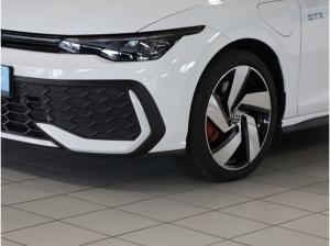 Volkswagen Golf VIII GTE eHybrid DSG BlackStyle 18Zoll LED-Matrix Navi R-Kamera