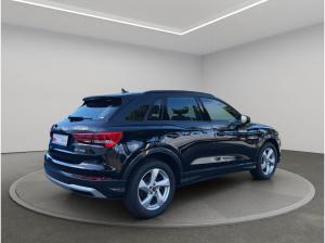 Audi Q3 35 TFSI S-tronic advanced NAVI+LED+ACC+SHZ