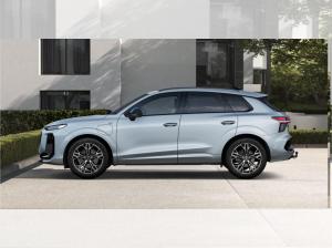 Audi Q3 S-Line Exterieur + Interieur, AHK, PanoDach, Tech Plus, LED Scheinwerfer