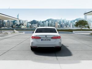 BMW i5 eDrive40 Limousine ABVERKAUF !
