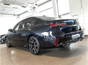 BMW 760 M760e xDrive Pano SkyLounge Massage DAProf PAProf