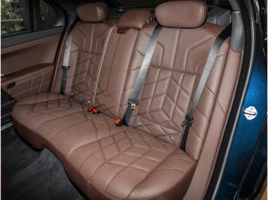 BMW 760 M760e xDrive Pano SkyLounge Massage DAProf PAProf