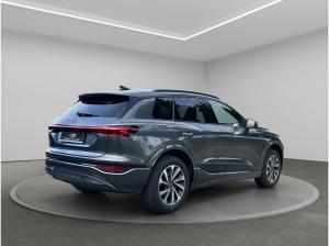 Audi Q6 e-tron SUV performance
