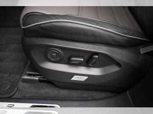 Volkswagen Touareg 3.0 TDI 4M DSG R-LINE*BLACK-STYLE*IQ.LIGHT*LUFT*AHK*PANO*KAMERA