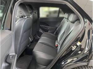Volkswagen T-Roc R-Line 1.5 l eTSI OPF 7-Gang-Doppelkupplungsgetriebe DSG