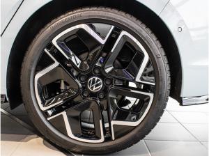 Volkswagen Golf R-Line 1.5 l eTSI OPF DSG ACC AHK AUT FLA