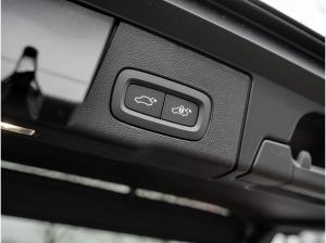 Volvo XC60 T8 Plus Dark Plug-In Hybrid AWD