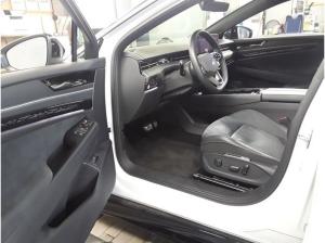 Volkswagen ID.7 Pro - Interieur Paket und Exterieur Paket Plus + Pano / 8-fach Bereift