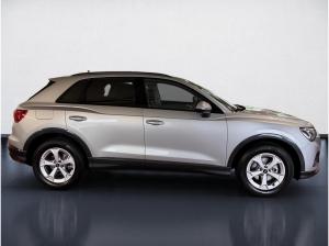 Audi Q3 35 TFSI advanced S-tronic AHK Navi ACC LED Optik schwarz