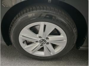 Volkswagen Golf VIII Variant 2.0 TDI DSG Life ACC LED Navi