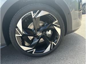 Volkswagen T-Roc R-Line 1.5 l eTSI OPF 110 kW (150 PS) 7-Gang-Doppelkupplungsgetriebe DSG