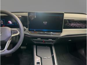 Volkswagen Passat Variant 1.5 eHybrid Eleg. DSG HUD Pano 360*