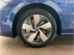 Volkswagen Passat Variant 1.5 eHybrid Eleg. DSG HUD Pano 360*
