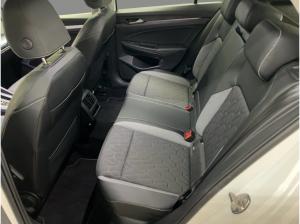 Volkswagen Golf VIII 1.5 TSI eHybrid Goal DSG Sitzhzg ACC