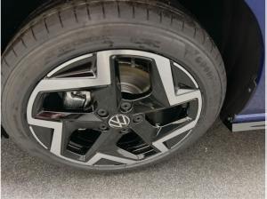 Volkswagen Golf 1.5 eTSI DSG OPF R-Line BlackStyle Busi&Komf Pano AHK