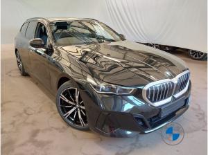 BMW 520 520d M Sport 👉 20" AHK Pano Standhzg H/K 👈