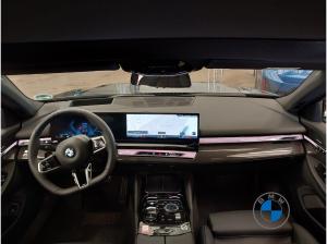 BMW 520 520d M Sport 👉 20" AHK Pano Standhzg H/K 👈