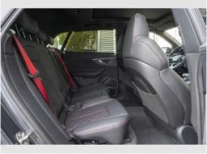 Audi Q8 (4MT)