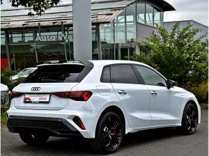 Audi A3 Sportback 45TFSIe S LINE BLACK PANO KAMRA VC+