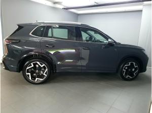 Volkswagen Tiguan "R-Line" 2.0l TDI SCR (Ulm) *ASSIST/SHZ/KAM*