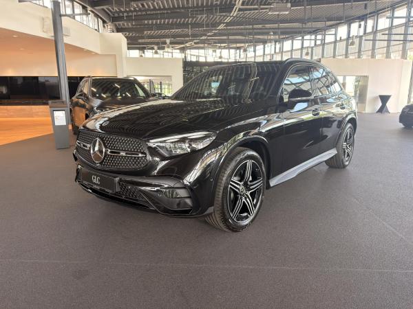 Mercedes-Benz GLC 220 4MATIC+Panodach+DigitalLight+AHK+Memory u.v.m.