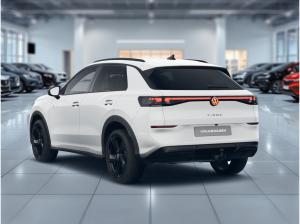 Volkswagen T-Roc R-Line 1.5 eTSI OPF (150 PS) DSG *AHK*20 ZOLL*NAVI*BLACKSTYLE*