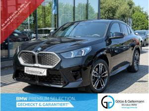 BMW iX2 xDrive30 M Sport /IconicGlow HUD Stop&Go AHK