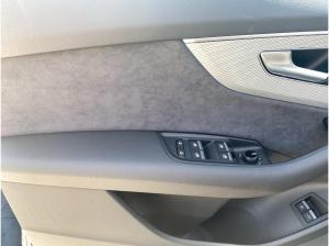 Audi Q7 SUV S line business TFSI e qu. tiptr. PANO 21