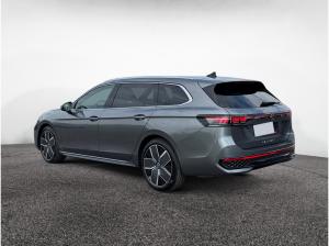 Volkswagen Passat Var. R-Line 4Motion TSI DSG|PANORAMA|AHK|